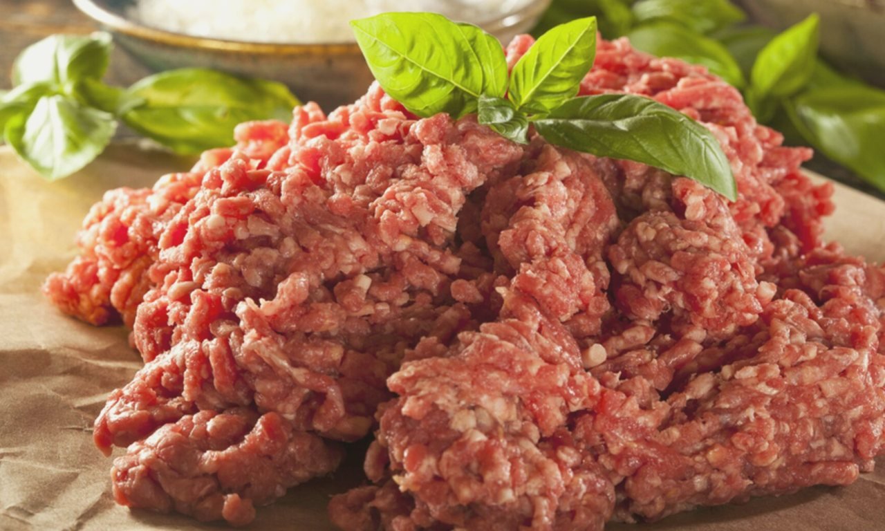 Kıymada tek tırnaklı eti, sumakta boya çıktı
