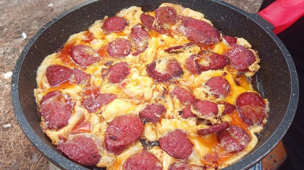 Sucuklu Yumurta